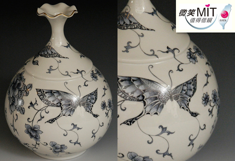 幸福綿延 青花蝴蝶荷口瓶(大) 台灣MIT認證 鶯歌燒