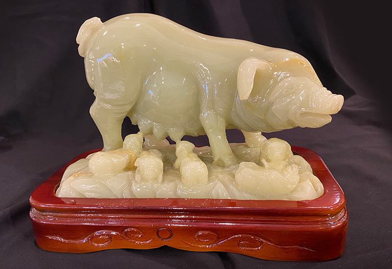 金御豐 1393青玉石(豬)8吋闔家歡 微笑台灣MIT認證 金御豐 1393青玉石(豬)8吋闔家歡 微笑台灣MIT認證