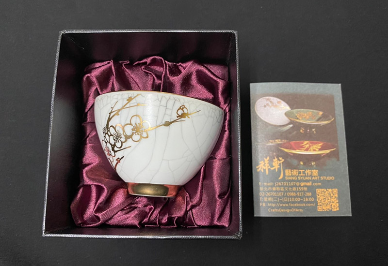 祥軒窯 四季鎏金杯-冬白 鶯歌燒 鎏金茶杯 祥軒窯 四季鎏金杯-冬白 鶯歌燒 鎏金茶杯