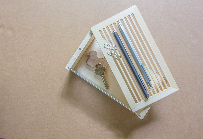 手手 十字紋玻璃花窗多元收納盒 手手 十字紋玻璃花窗多元收納盒