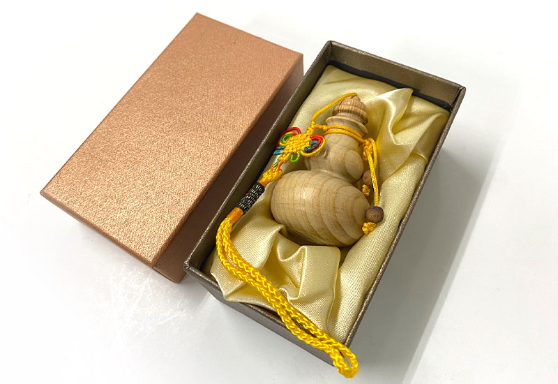 陳柏融 台灣檜木聞香瓶(葫蘆) 原木香器 陳柏融 台灣檜木聞香瓶(葫蘆) 原木香器