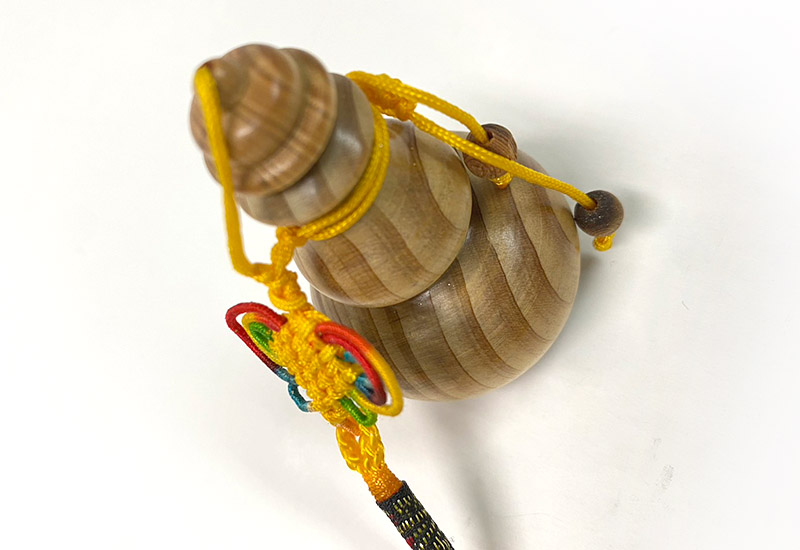 陳柏融 台灣檜木聞香瓶(葫蘆) 原木香器 陳柏融 台灣檜木聞香瓶(葫蘆) 原木香器