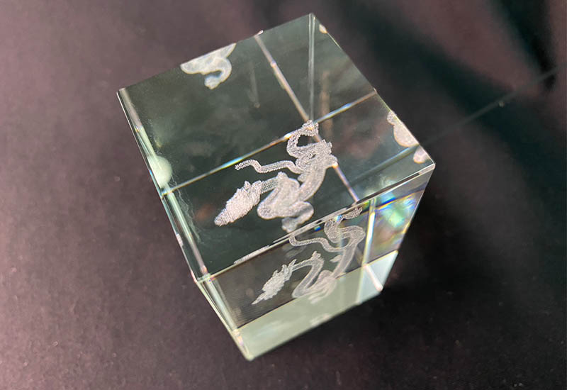 東方魅力 水晶文鎮-內雕龍 東方魅力 水晶文鎮-內雕龍