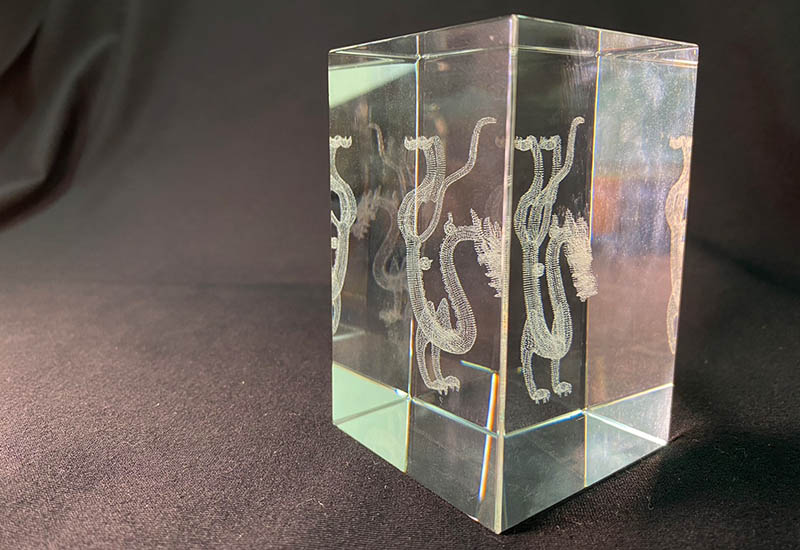 東方魅力 水晶文鎮-內雕龍 東方魅力 水晶文鎮-內雕龍