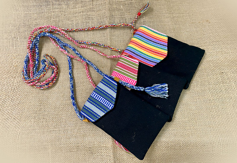 太魯閣族傳統編織手機袋(輕巧款) 太魯閣族傳統編織手機袋(輕巧款)