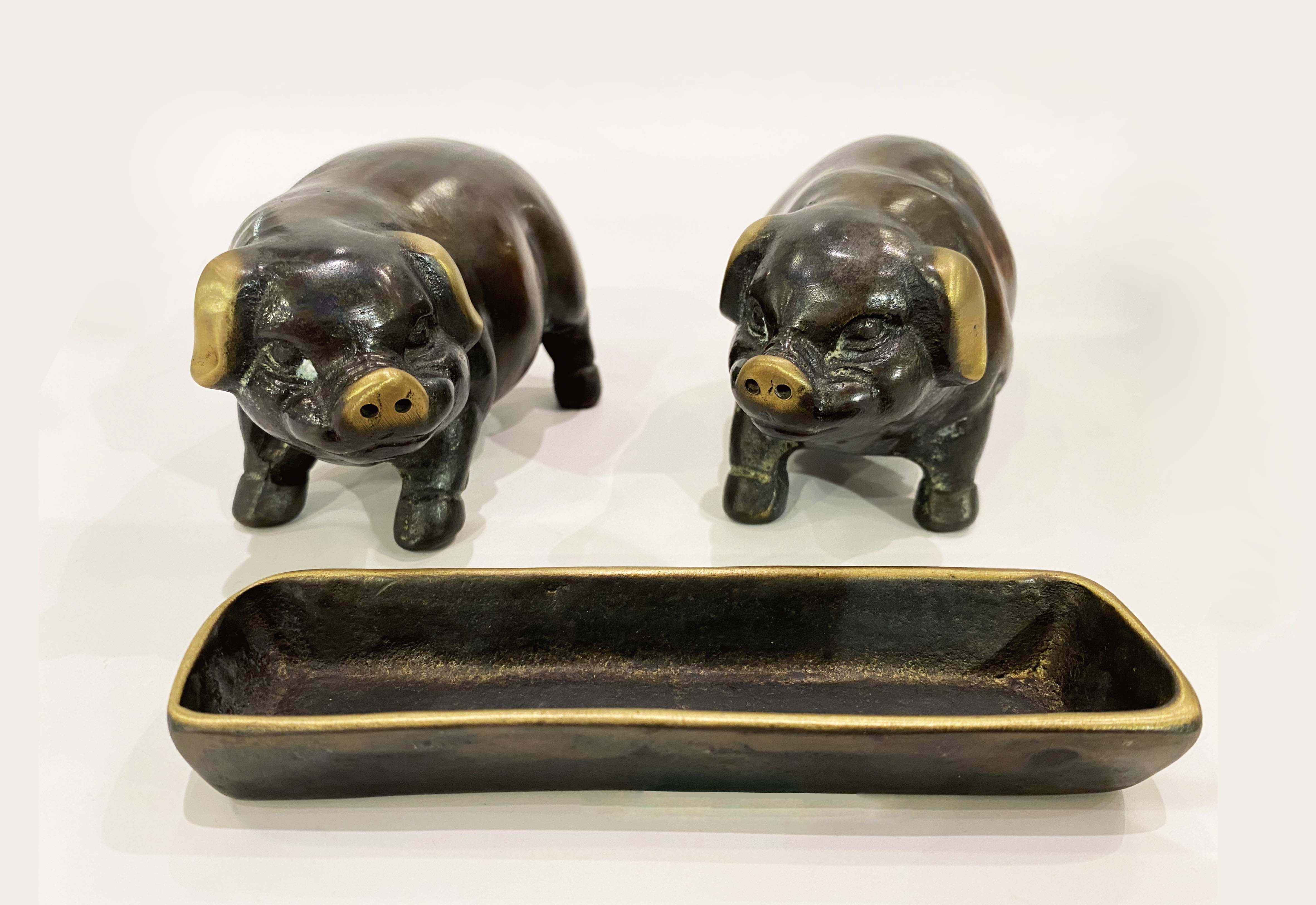 禾櫸 福氣對豬青銅雕塑