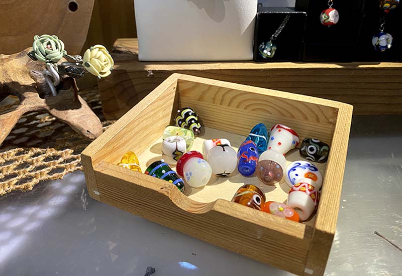 花蓮勵馨 琉璃珠 小