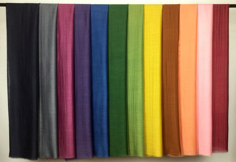 風雅頌系列-天染絲毛菠蘿紋素染披肩(多色可選)