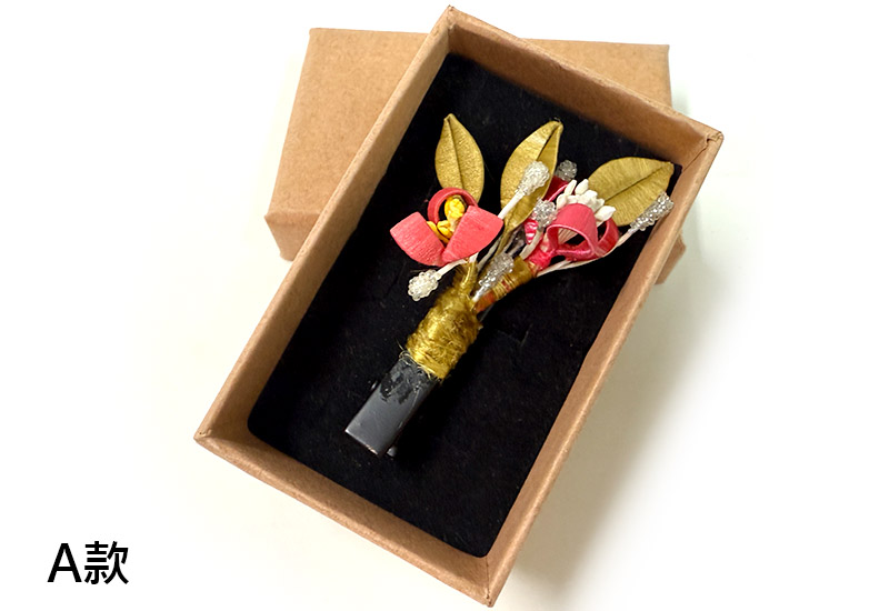 傳統紅春仔花(玫瑰叢)夾胸針髮梳