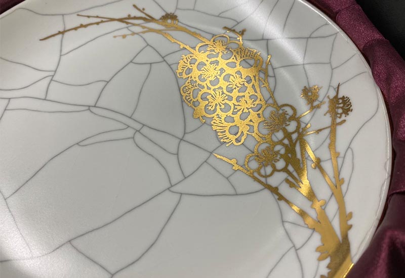 四季鎏金盤-冬白 鶯歌燒