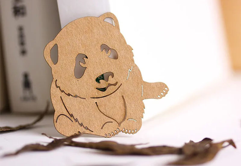 麥麥動物園-熊貓 紙雕書籤